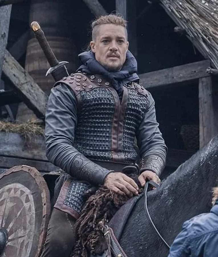 The Last Kingdom S03 Uhtred Vest - view 3