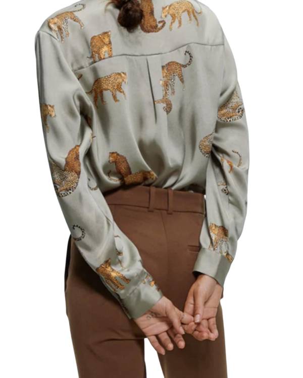 Good Morning America Morgan Norwood Cheetah Print Blouse Clanton Jacket
