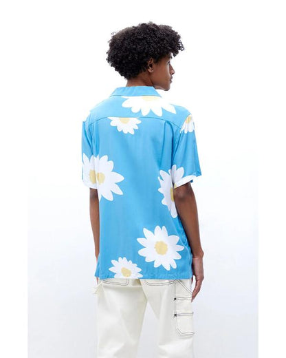 Are You a Charlotte? Podcast Easton Allyn Daisy Print Camp Shirt WorthVee