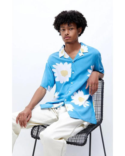 Are You a Charlotte? Podcast Easton Allyn Daisy Print Camp Shirt WorthVee