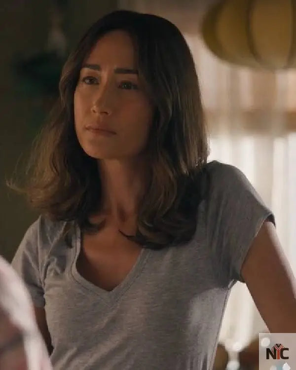 Ballard S01 Maggie Q Grey Shirt Clanton Jacket