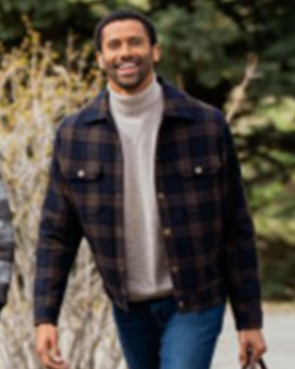 Finding Mr Christmas S02 Navy & Beige Trucker Jacket