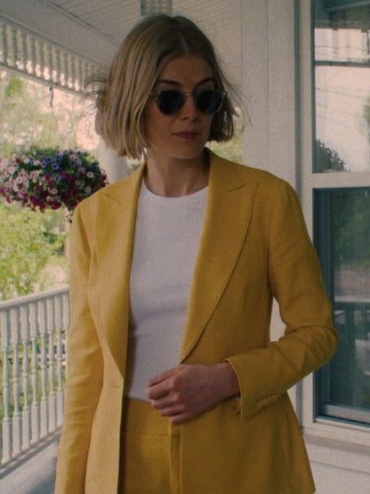 Marla Grayson I Care a Lot Blazer