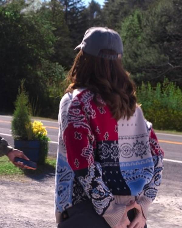 The Four Seasons S02 Tina Fey Catskills Patchwork Cardigan WorthVee