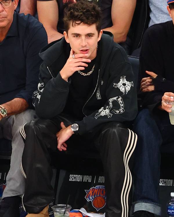 Timothee Chalamet Cleveland Cavaliers v New York Knicks Hoodie WorthVee